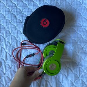 Beats Solo by Dr Dre